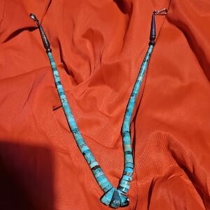 Chic Turquoise Beaded Necklace